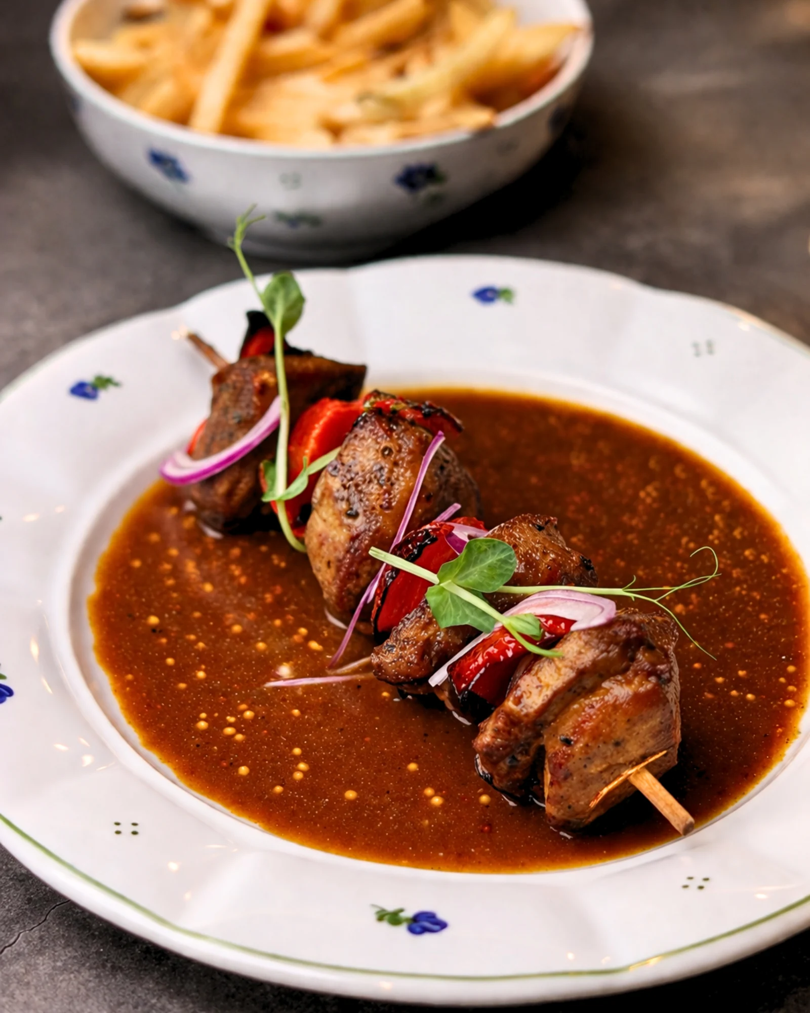 Vepřový špíz v omáčce v restauraci Plzeňka Carlsbad