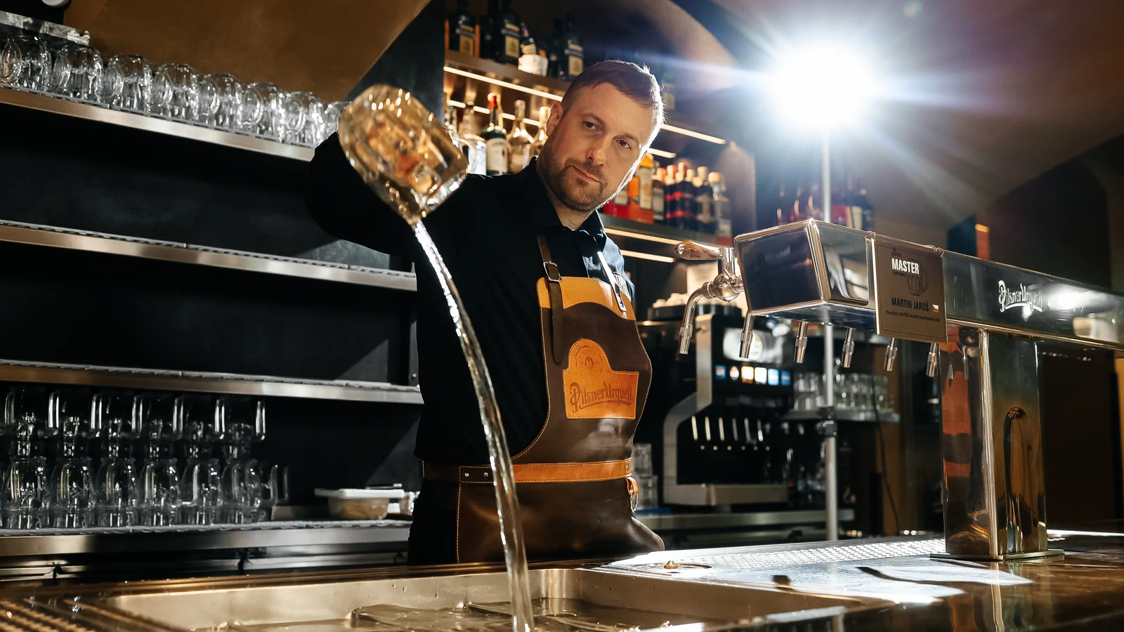 Таверна Plzeňka Carlsbad с танковым пивом PILSNER URQUELL